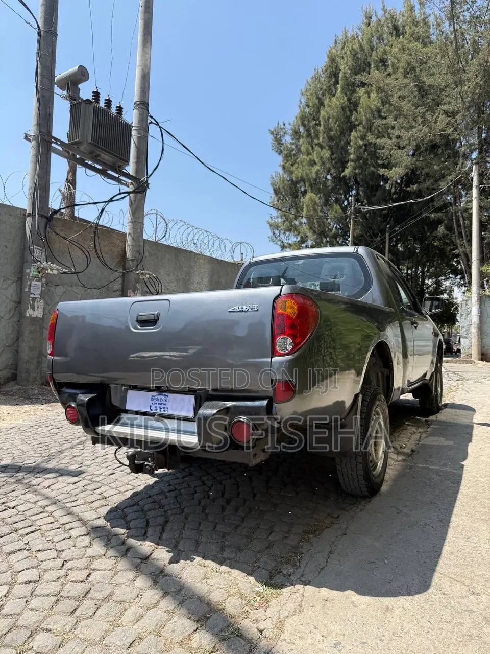 Mitsubishi L200 2008 Gray