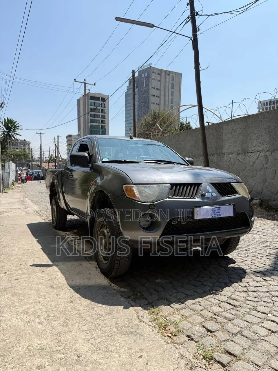 Mitsubishi L200 2008 Gray