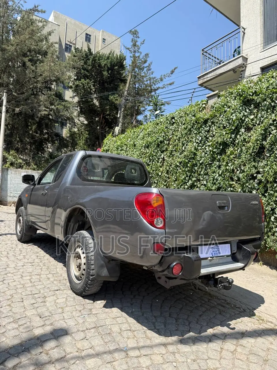 Mitsubishi L200 2008 Gray