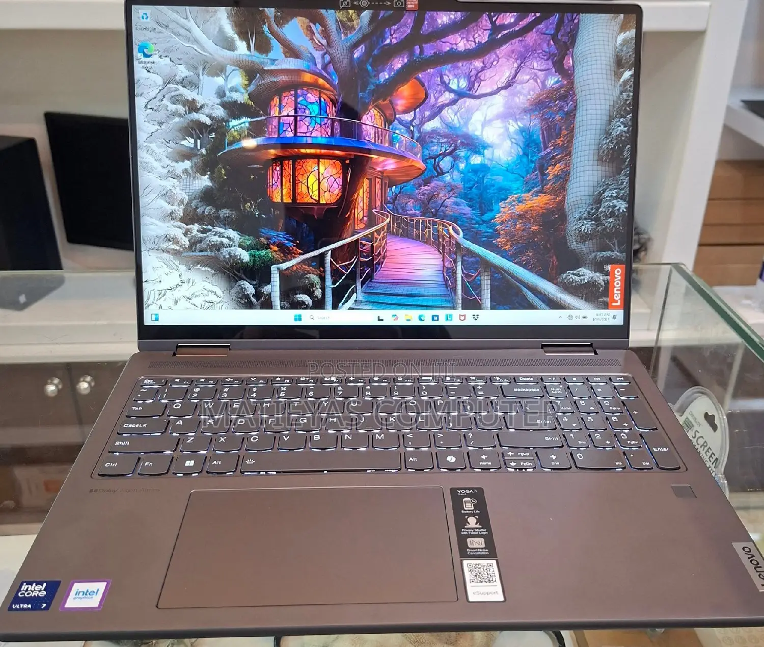 New Laptop Lenovo Yoga 7i 16GB Intel Core 7 SSD 1T