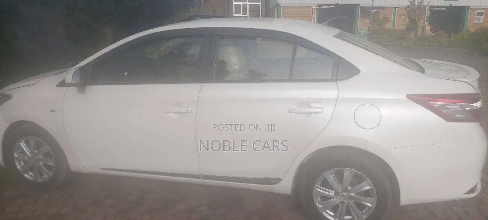 Toyota Yaris 2016 Ivory