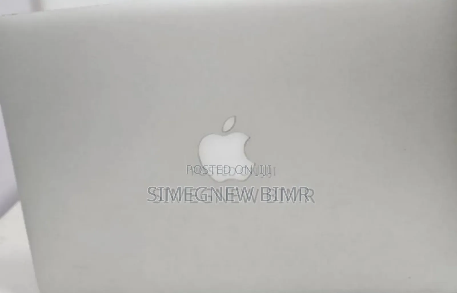 New Apple MacBook Pro 2024 M3 14-inch 8GB Intel Core i5 SSD 128GB