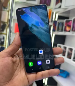 Photo - New Samsung Galaxy S21 5G 256 GB