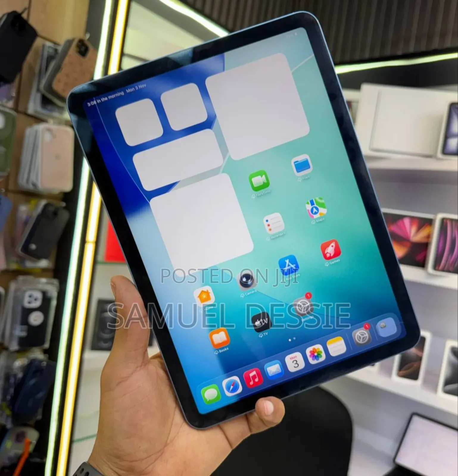 New Apple iPad Air 64 GB