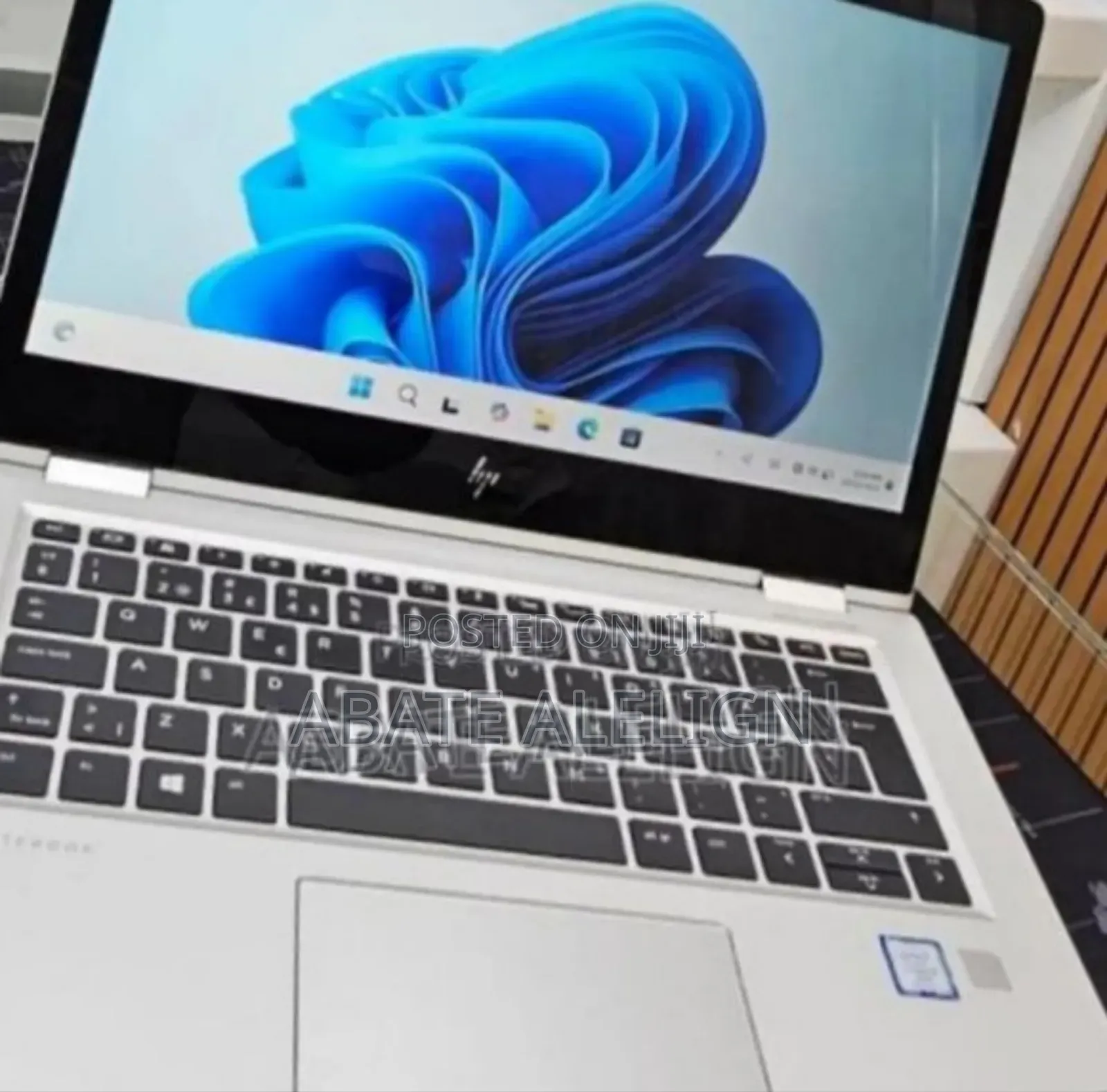 New Laptop HP EliteBook X360 1030 G3 8GB Intel Core i5 SSD 512GB