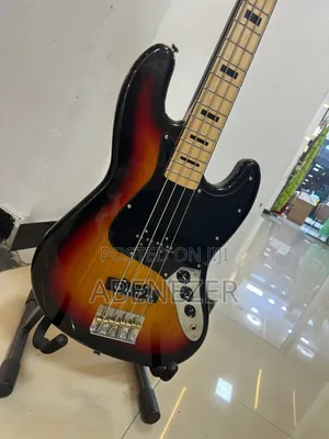 Photo - Harley Benton Original Bass Guitar