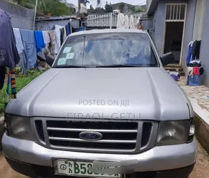Photo - Ford Ranger 2005 Gray