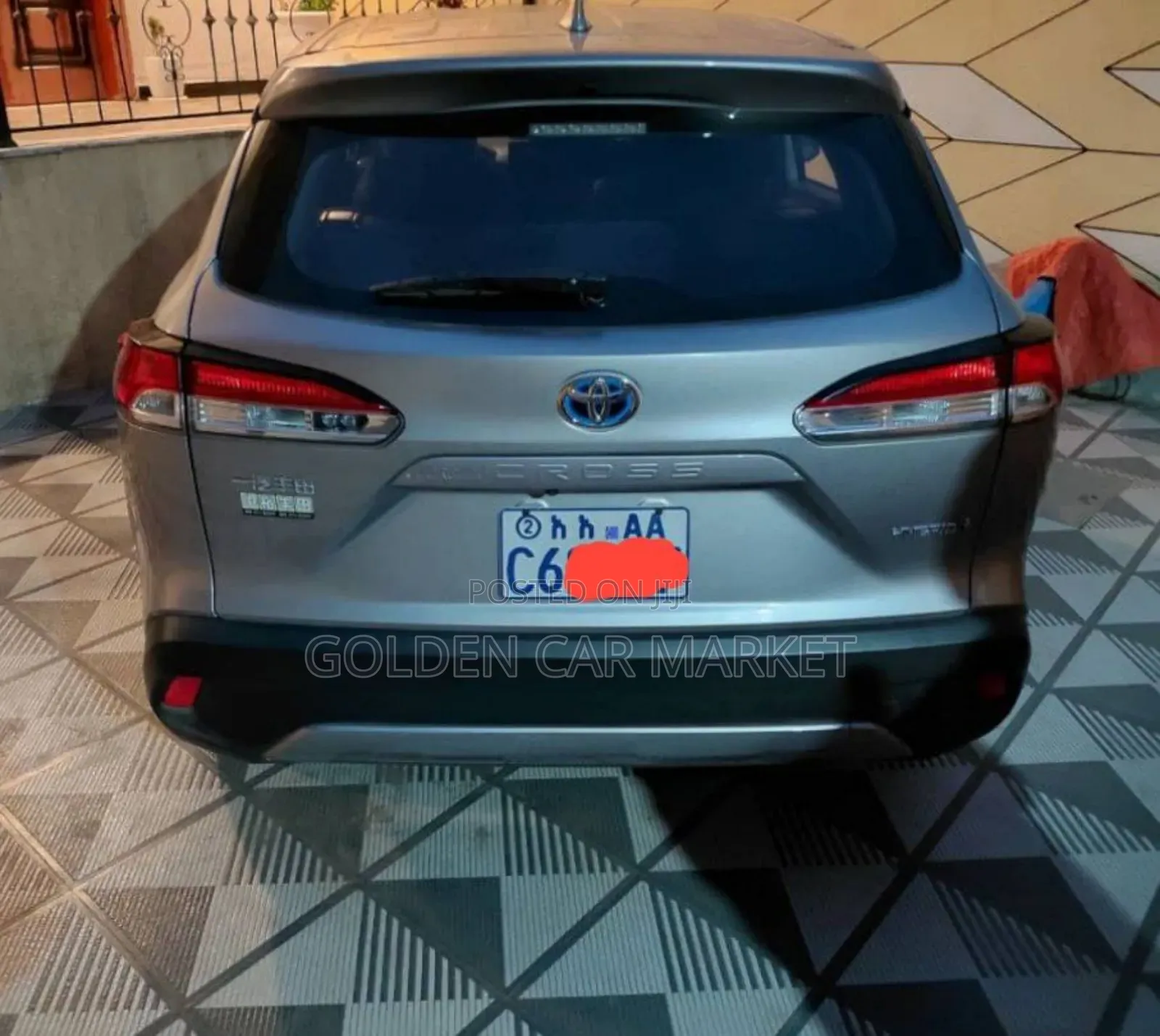 Toyota Corolla Cross Hybrid 2024 Silver