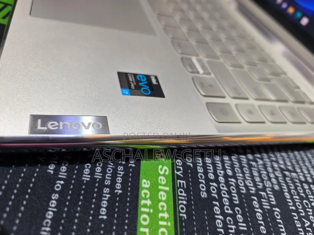 New Laptop Lenovo Yoga 9i 16GB Intel Core I7 SSD 1T