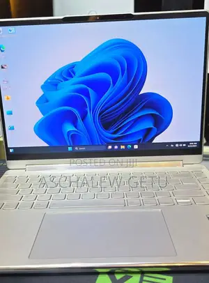 New Laptop Lenovo Yoga 9i 16GB Intel Core I7 SSD 1T