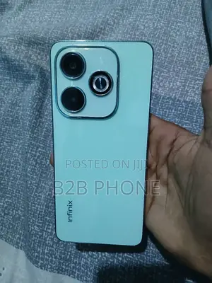 Photo - New Infinix Hot 40i 256 GB Bronze