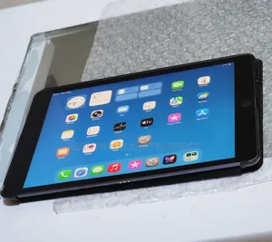 New Apple iPad 10.2 (2021) 128 GB Silver