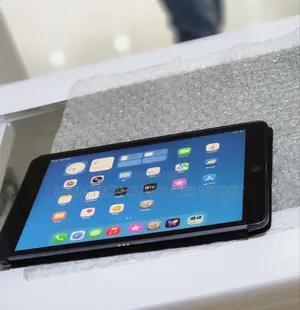 New Apple iPad 10.2 (2021) 128 GB Silver