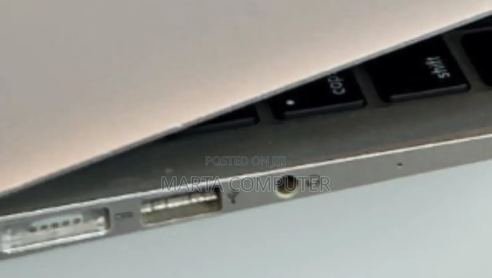 New Laptop Apple MacBook Air 2020 M1 4GB Intel Core I5 SSD 128GB