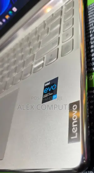 New Laptop Lenovo Yoga 9i 16GB Intel Core I7 SSD 512GB