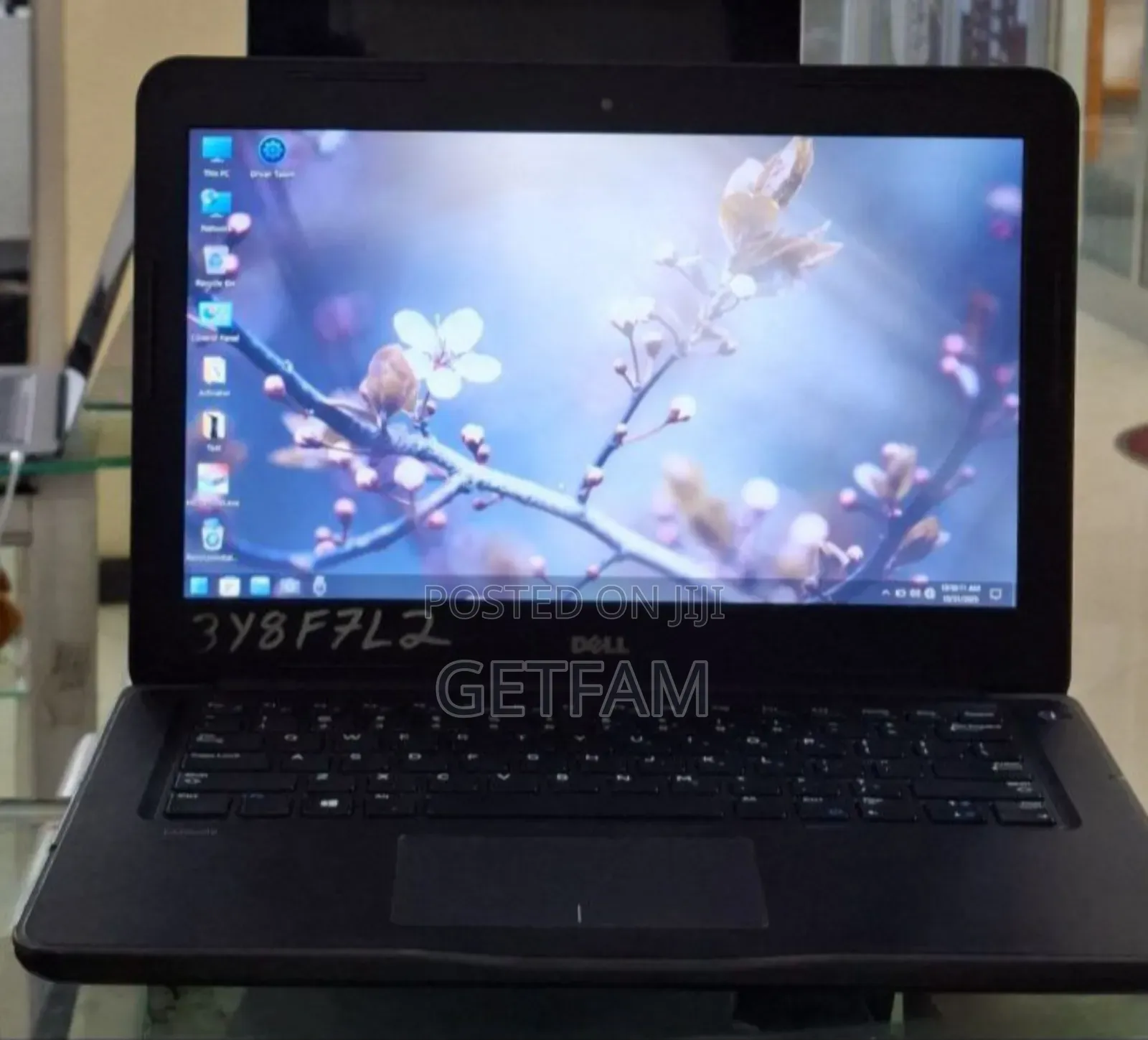 New Laptop Dell Latitude 3380 8GB Intel Core I7 SSD 256GB