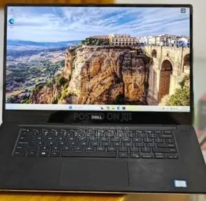 New Laptop Dell XPS 15 16GB Intel Core I7 SSD 256GB