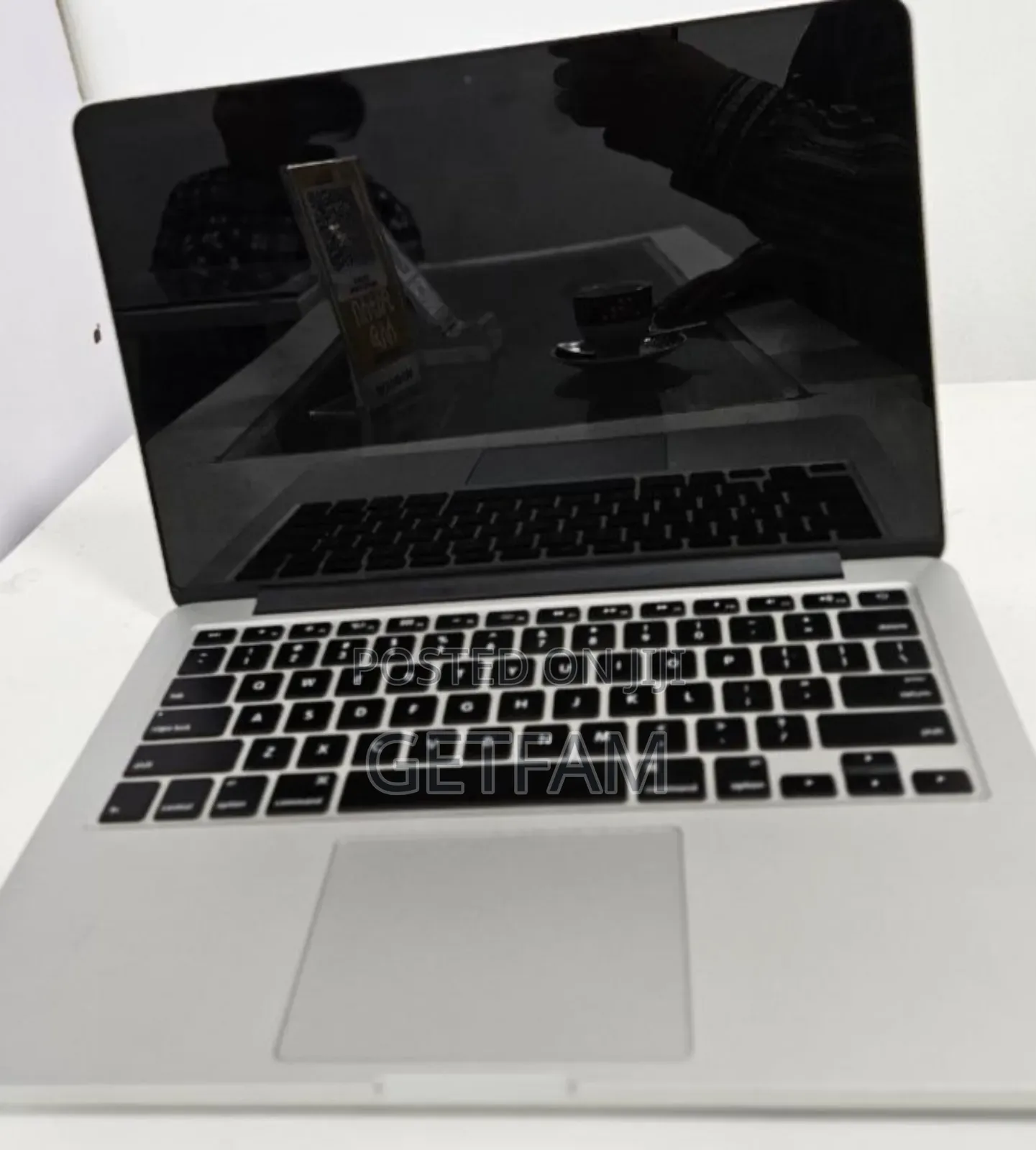 New Laptop Apple MacBook Pro 2014 8GB Intel Core I5 SSD 128GB