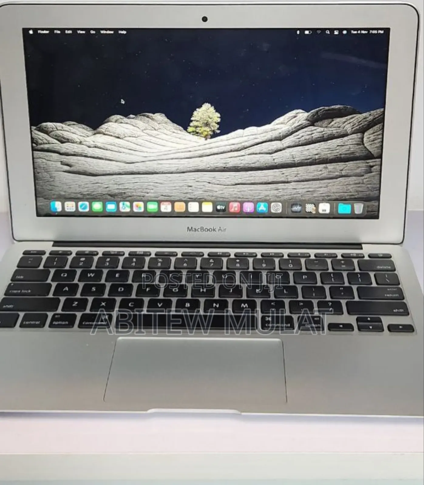 New Laptop Apple MacBook Air 2015 4GB Intel Core I5 SSD 128GB