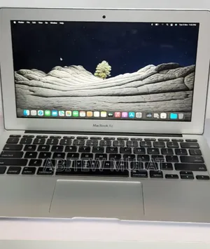 New Laptop Apple MacBook Air 2015 4GB Intel Core I5 SSD 128GB