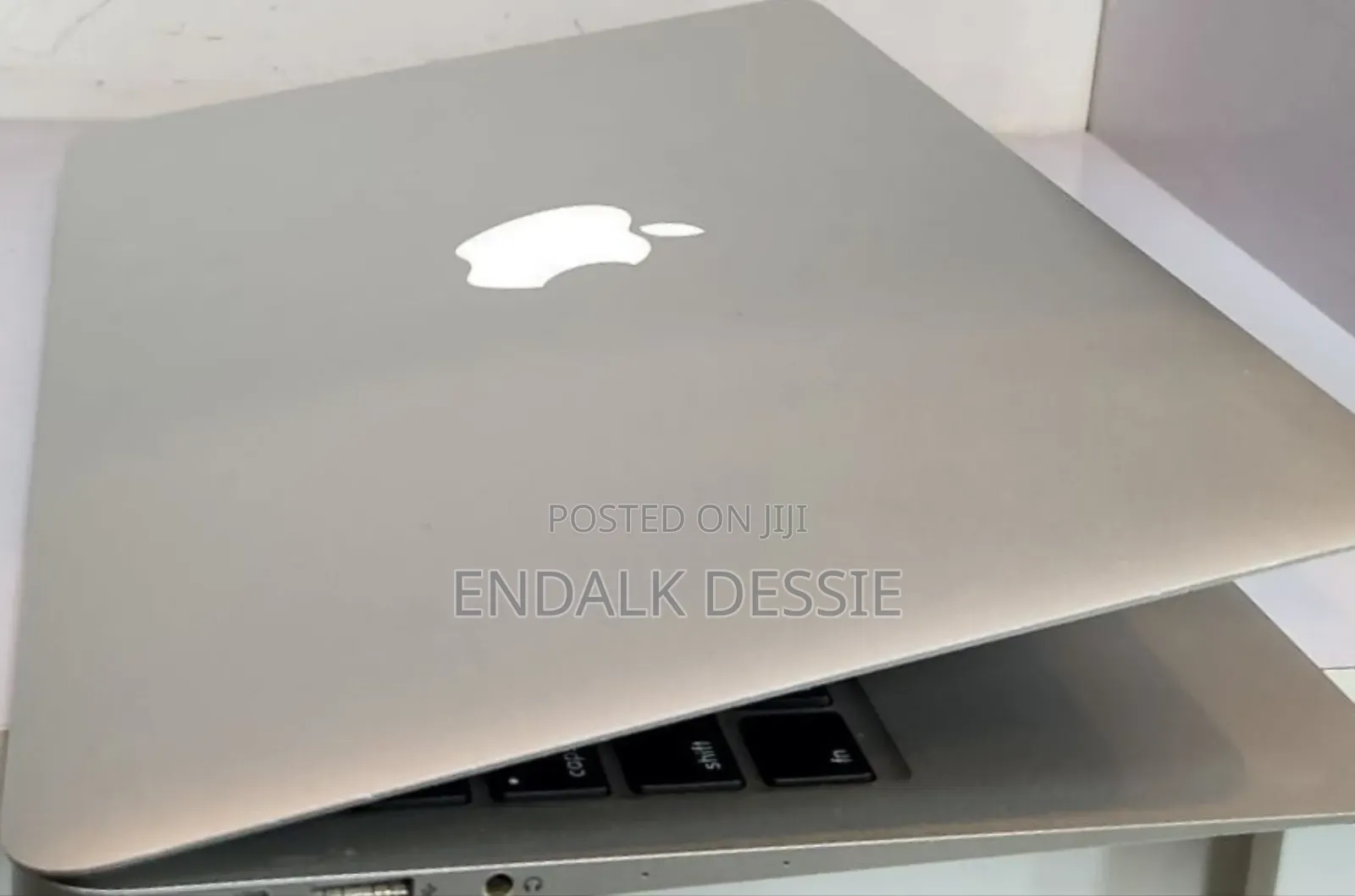 New Laptop Apple MacBook Air 4GB Intel Core I5 SSD 128GB