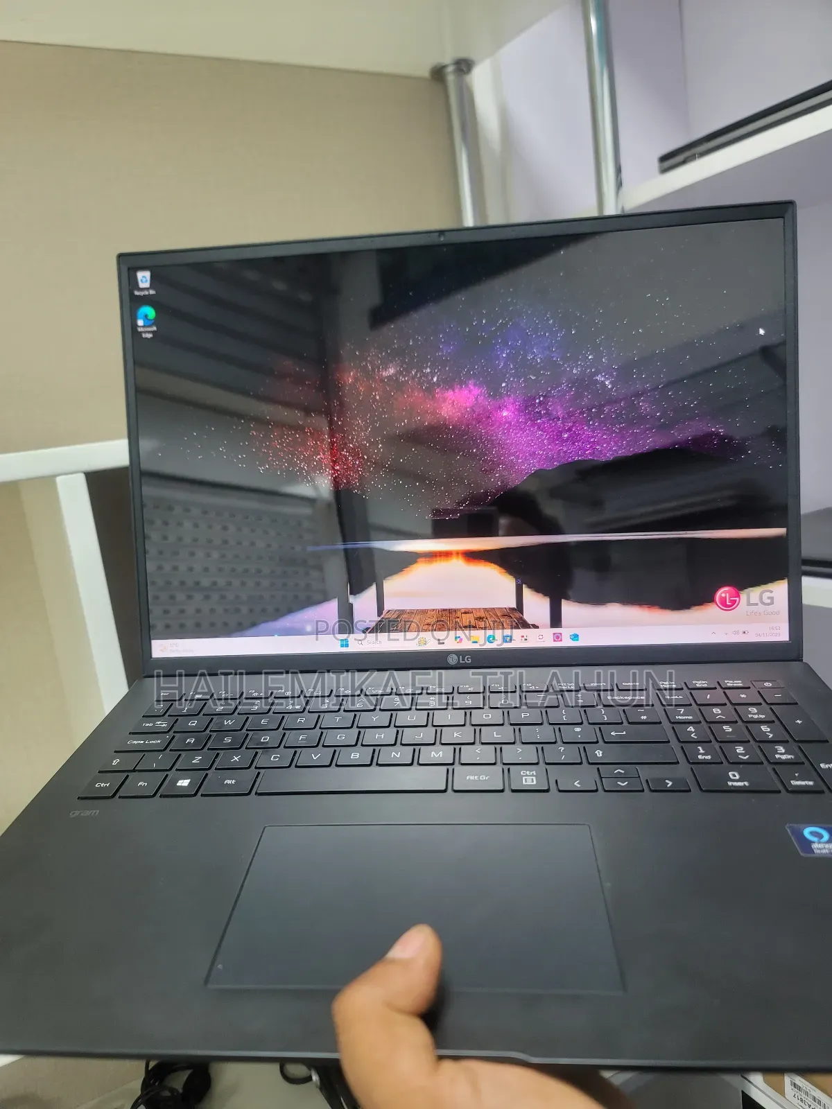 New Laptop LG Gram 15.6 16GB Intel Core I7 SSD 1T