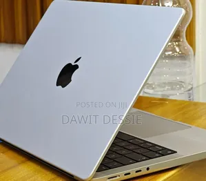 Photo - New Laptop Apple MacBook Pro M1 16GB Apple M1 Pro SSD 1T