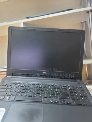 Photo - Laptop Dell Vostro 15 3558 4GB Intel Core I3 HDD+SSD 1T