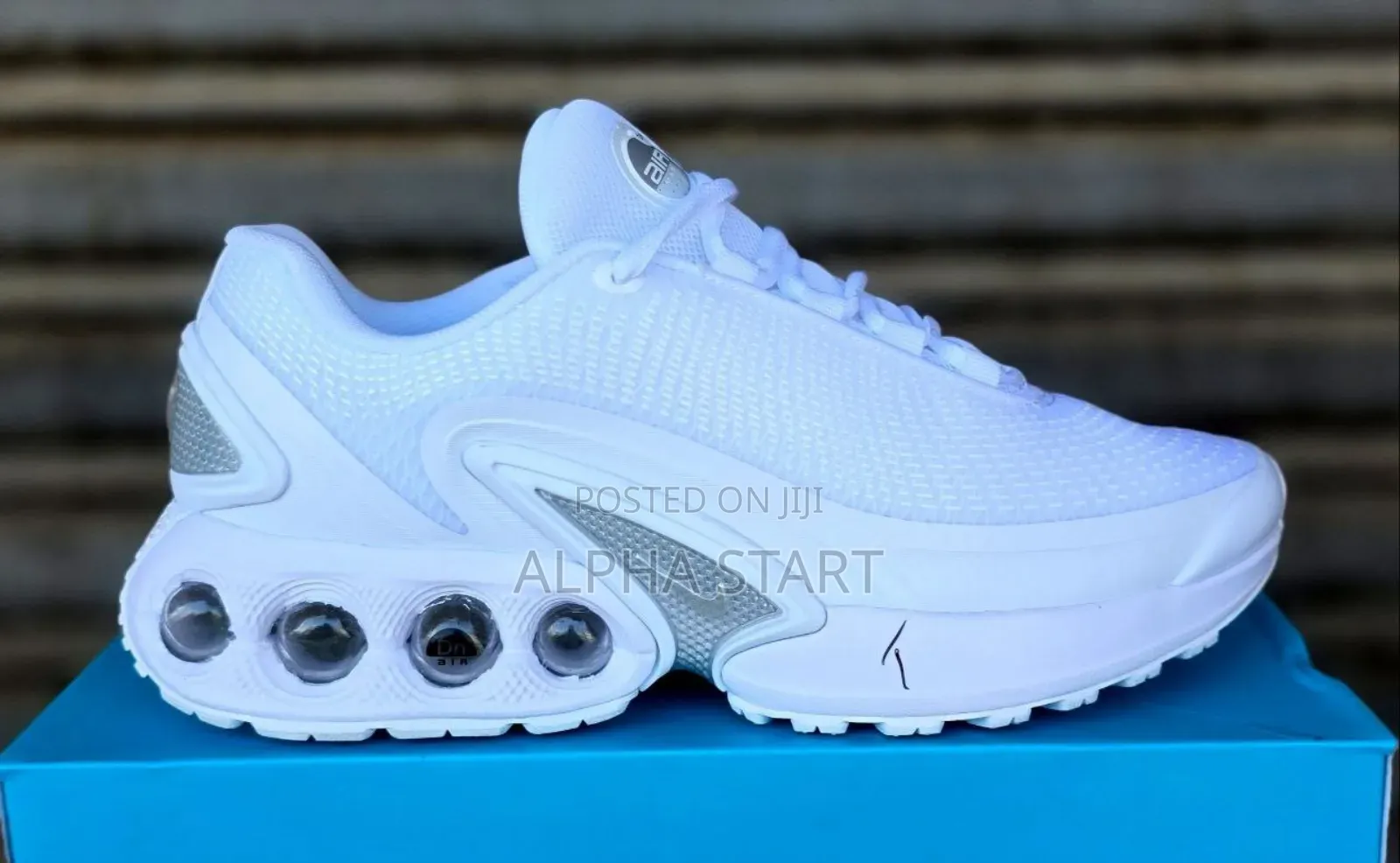 Nike Air Max High Smooth Sneakers for You Made in Vietnam