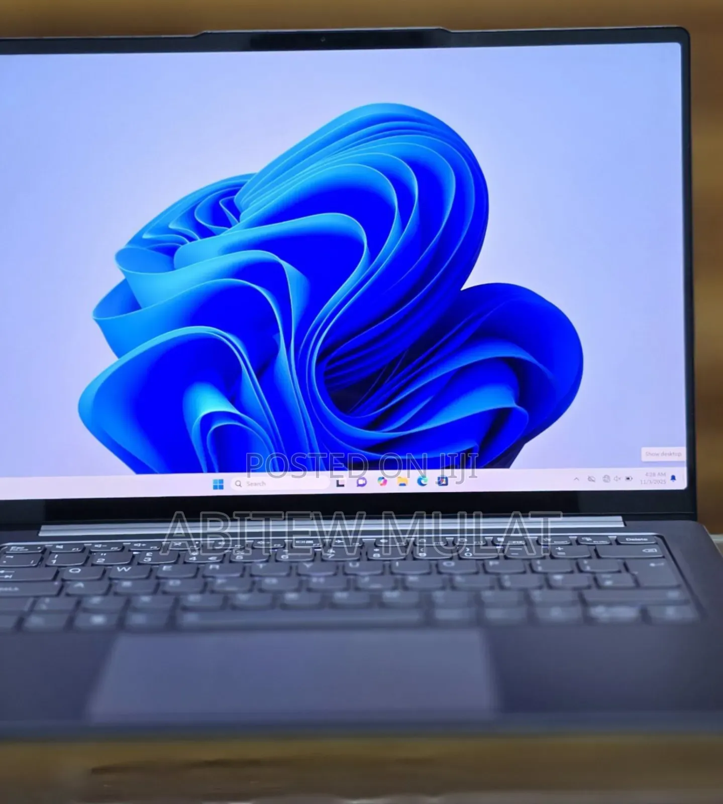 New Laptop Lenovo Yoga 7i 32GB Intel Core I7 SSD 1T