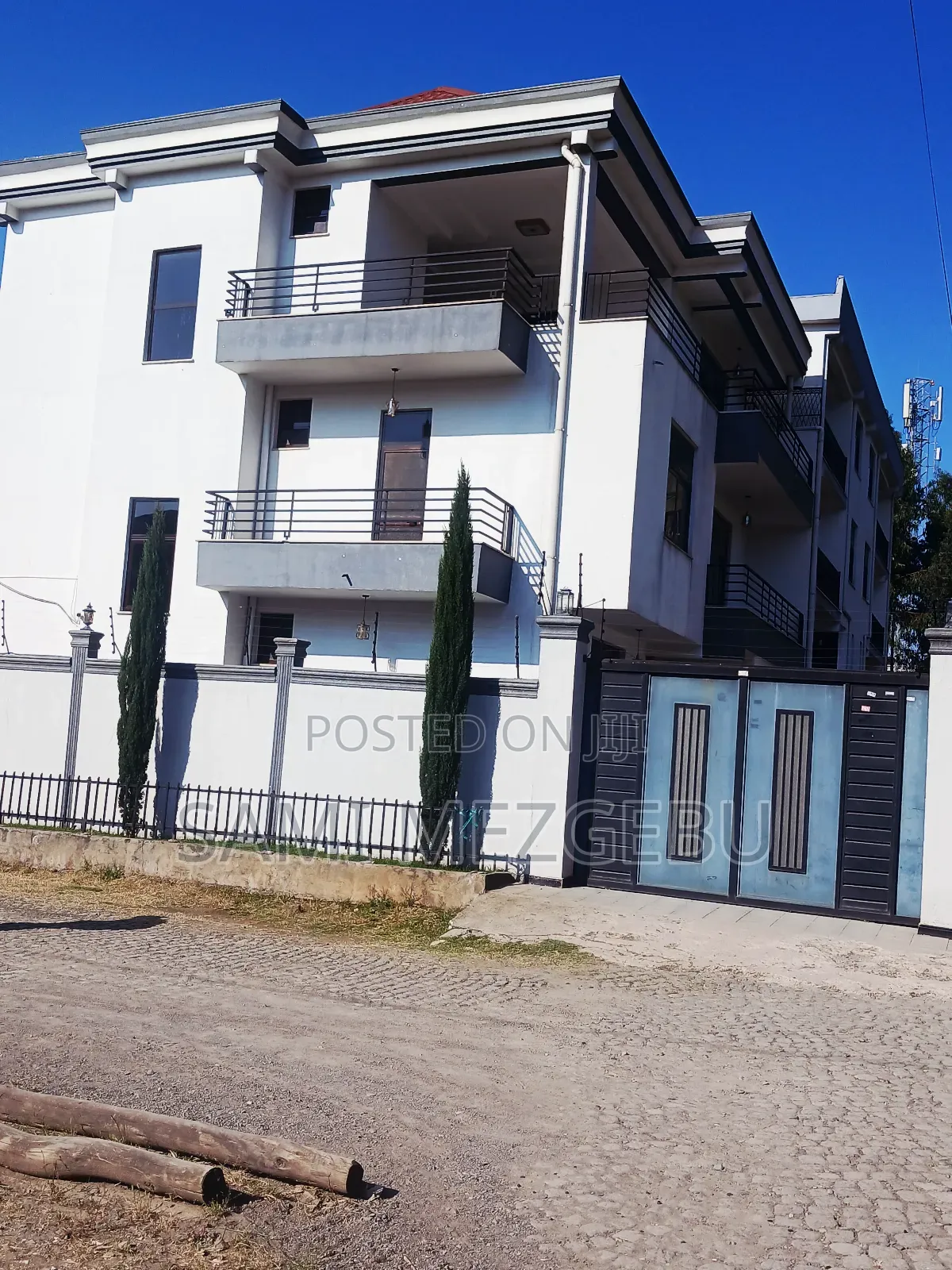 Furnished 7bdrm House in አያት አደባባይ, Bole for sale