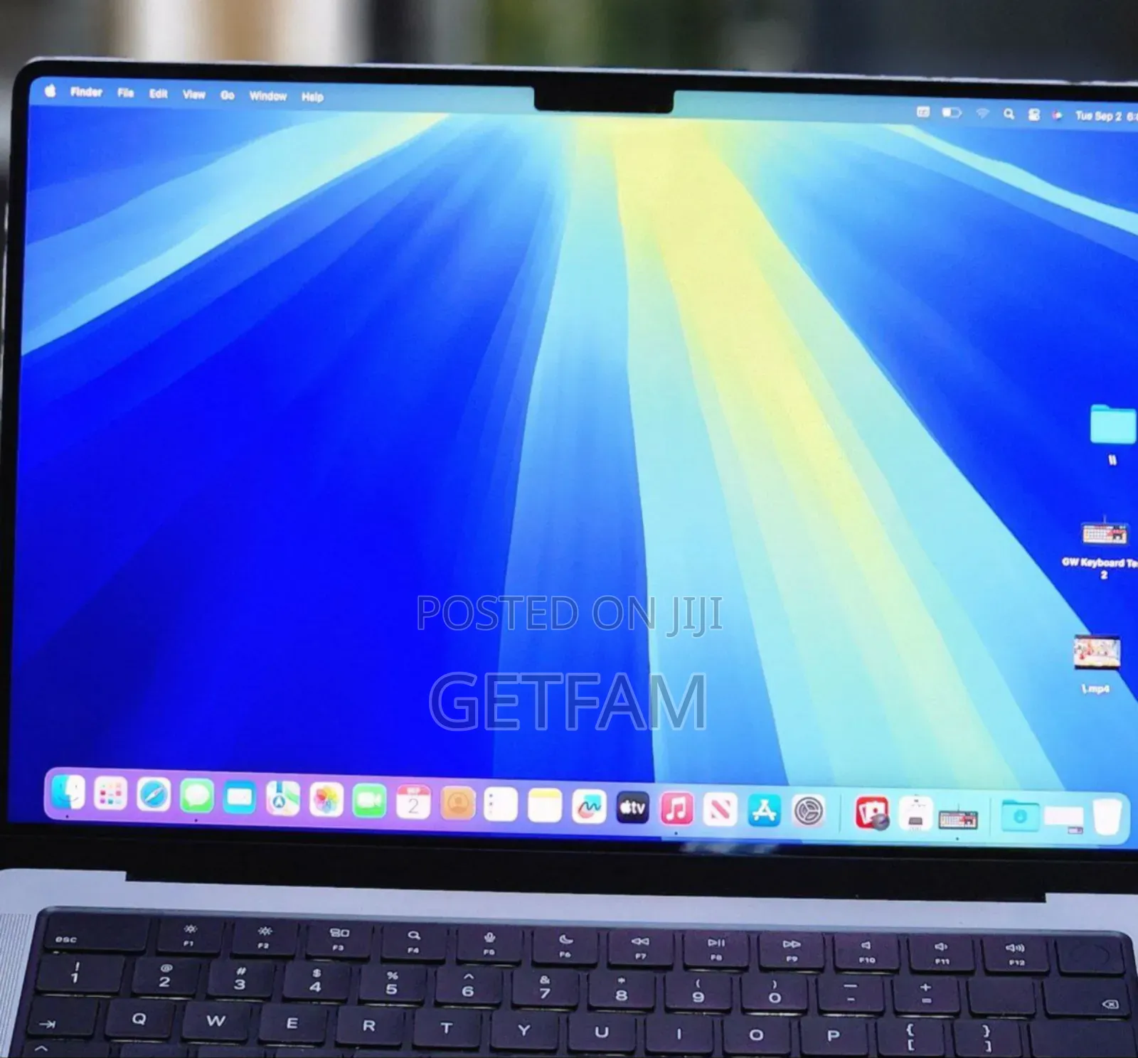 New Laptop Apple MacBook Pro M1 16GB Apple M1 Pro SSD 512GB