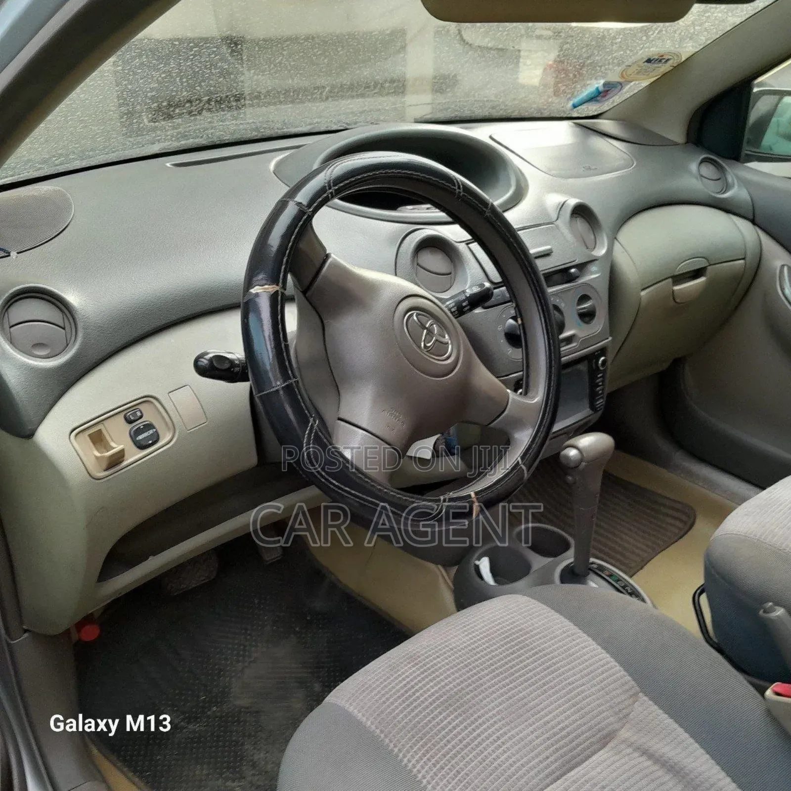 Toyota Platz 2001 Silver