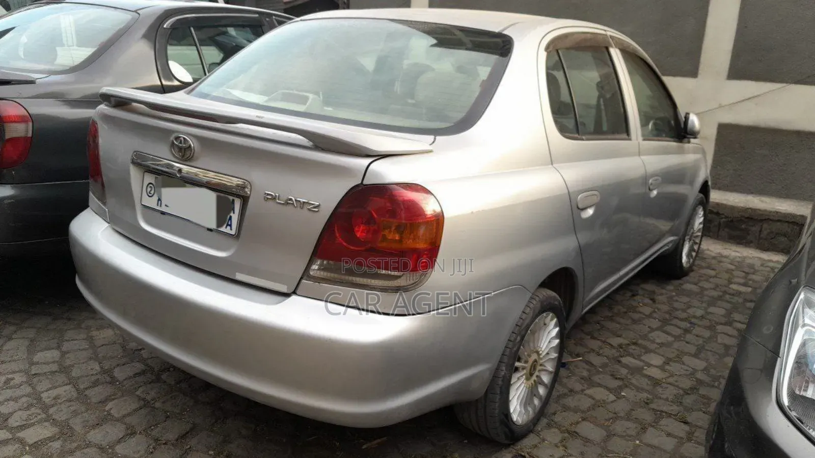 Toyota Platz 2001 Silver