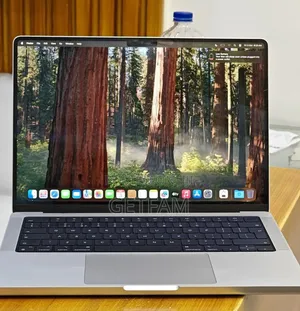 New Laptop Apple MacBook Pro M1 16GB Apple M1 Pro SSD 1T