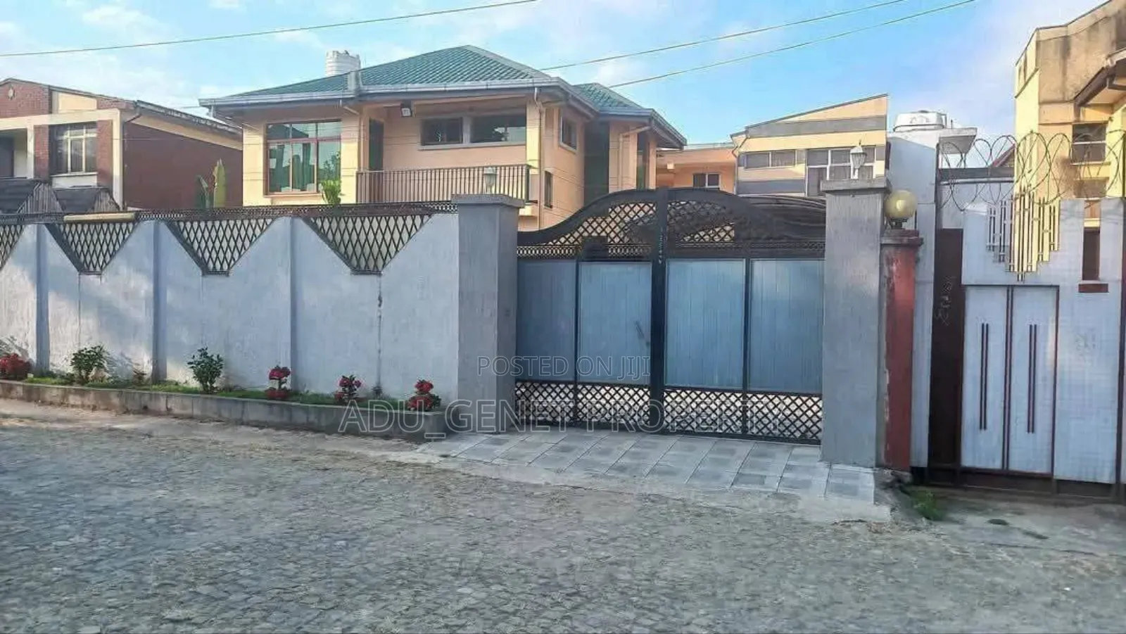 Furnished 4bdrm House in አያት, Bole for sale