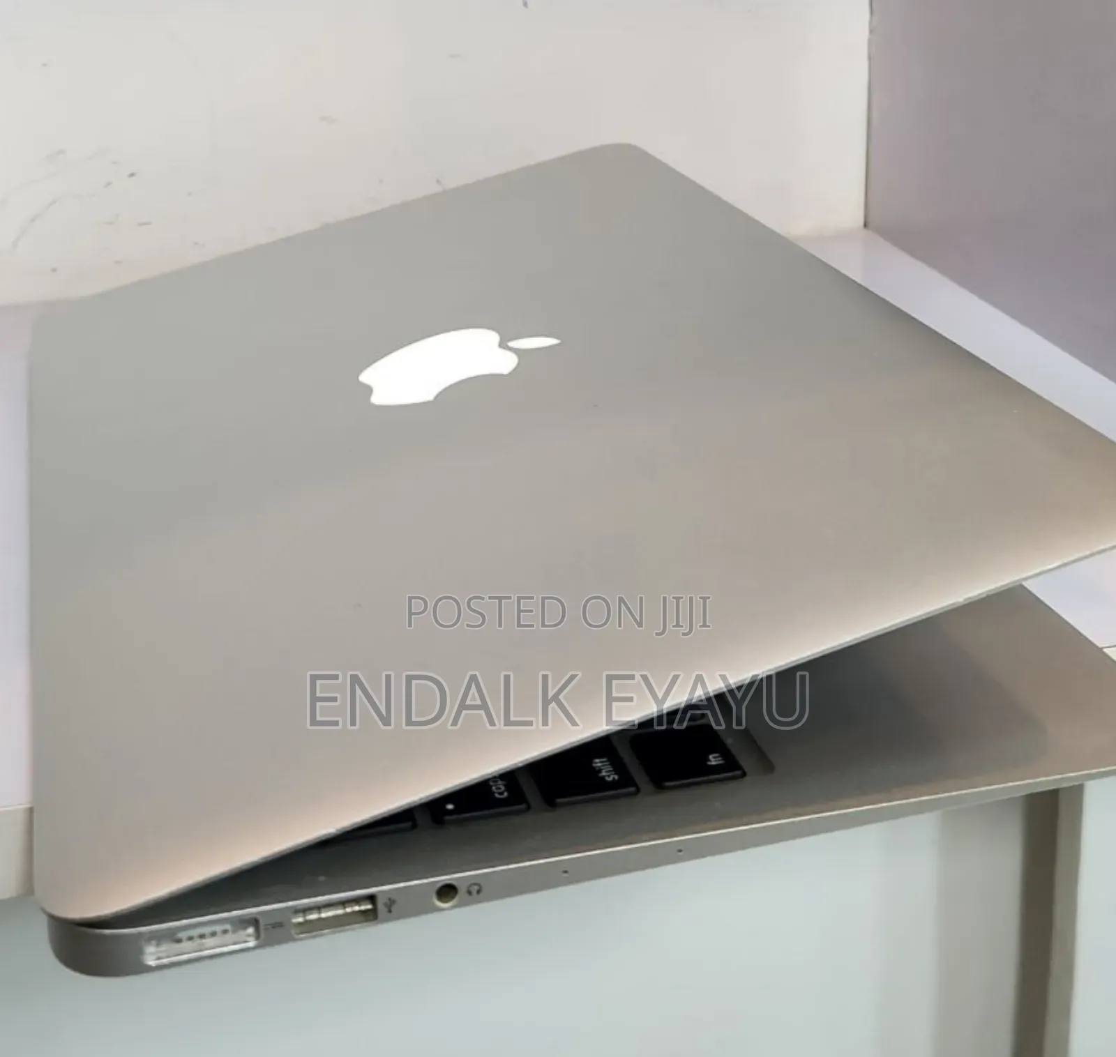 Laptop Apple MacBook Air 2015 4GB Intel Core I5 SSD 128GB