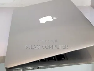 New Laptop Apple MacBook Air 4GB Intel Core I5 SSD 128GB