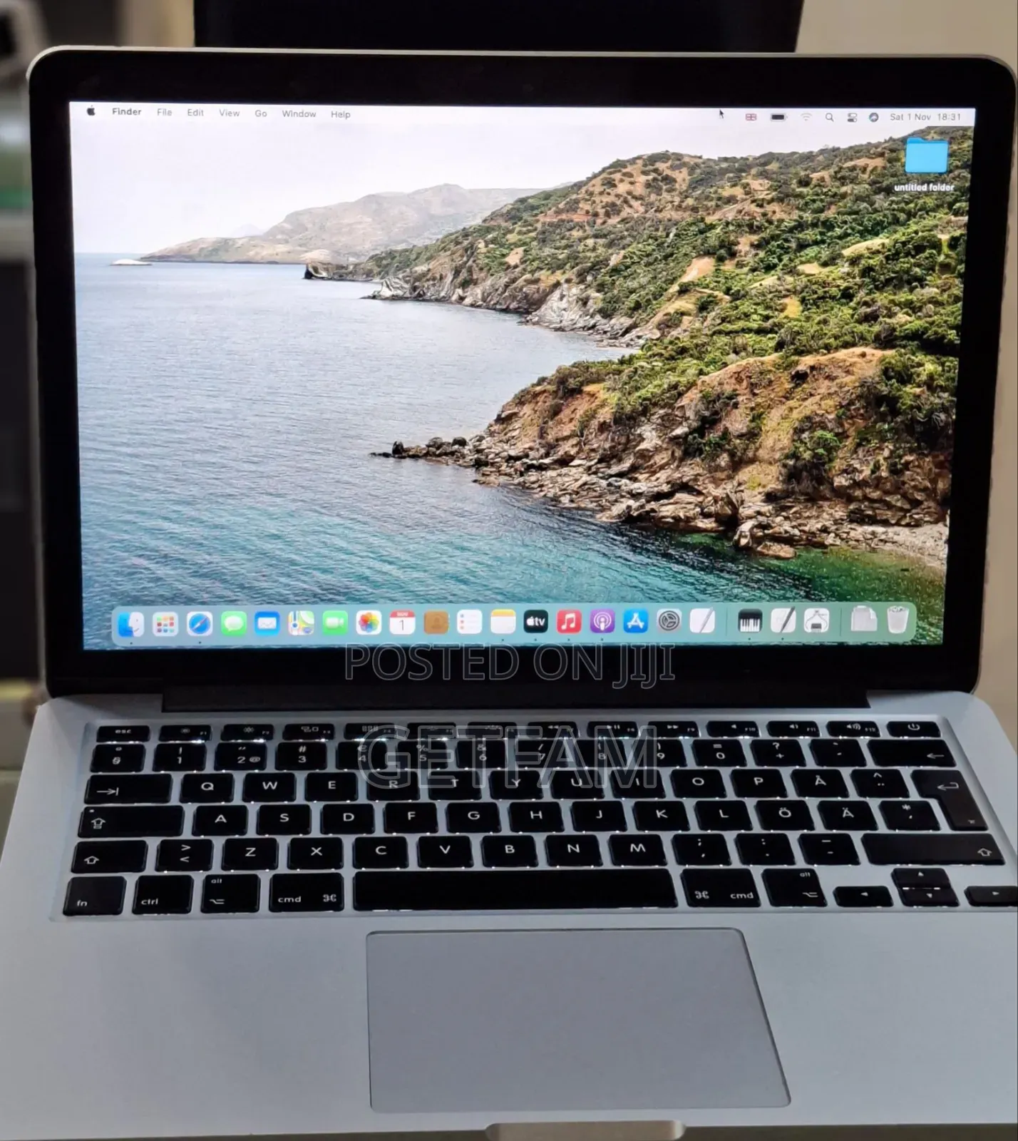 New Laptop Apple MacBook Pro 2014 8GB Intel Core I7 SSD 256GB