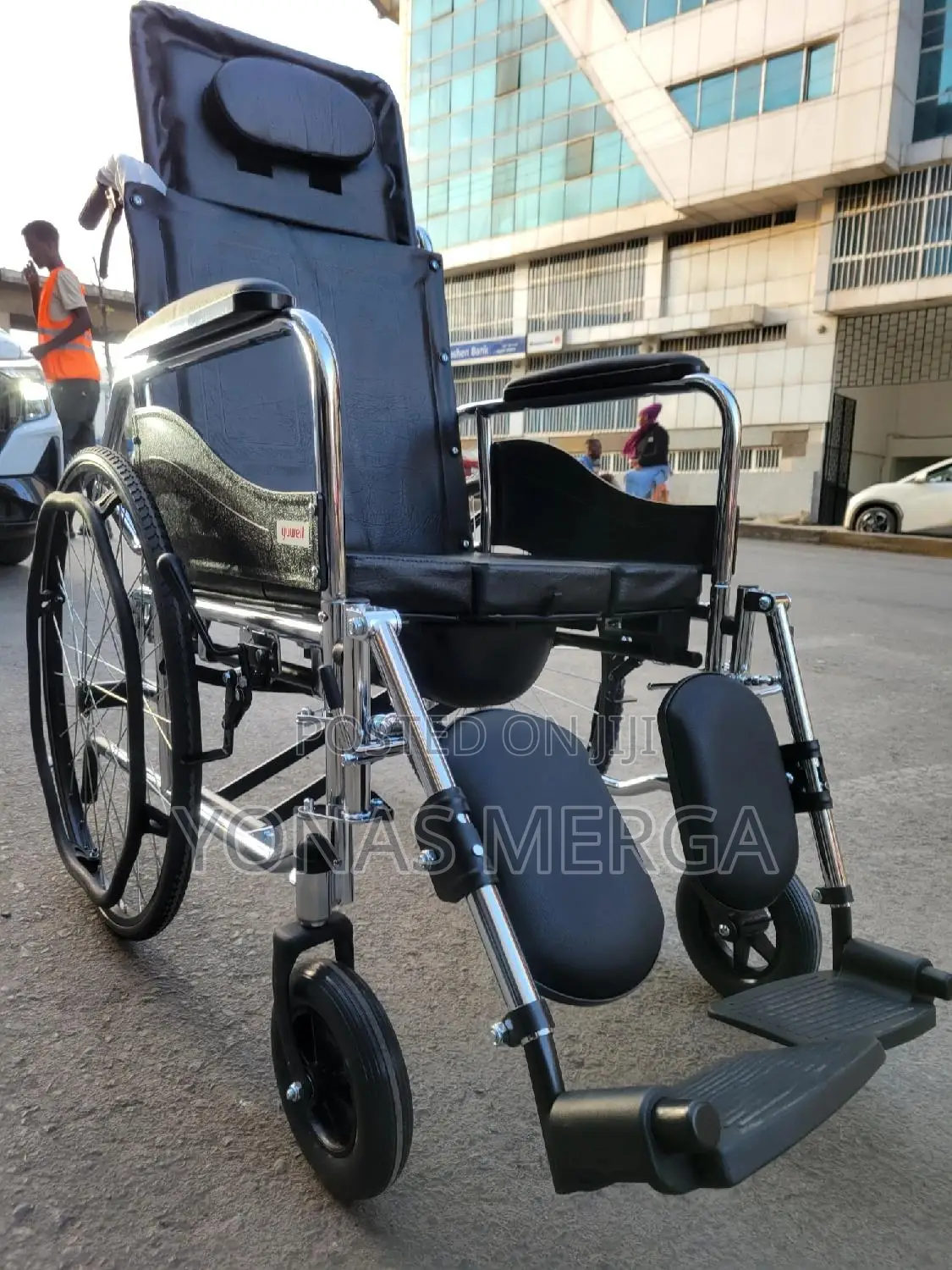 Toilet Wheelchair/Travel Wheelchair, Easy to Carry 150kg Frame,Black