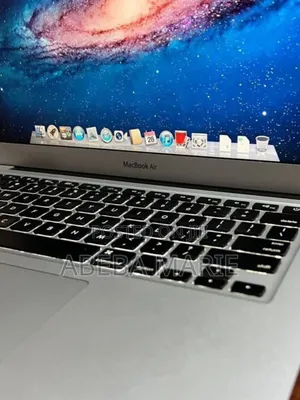 New Laptop Apple MacBook Pro 2014 8GB Intel Core I7 SSD 256GB
