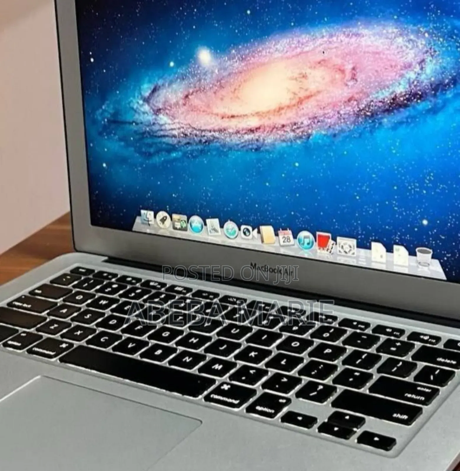 New Laptop Apple MacBook Pro 2014 8GB Intel Core I7 SSD 256GB