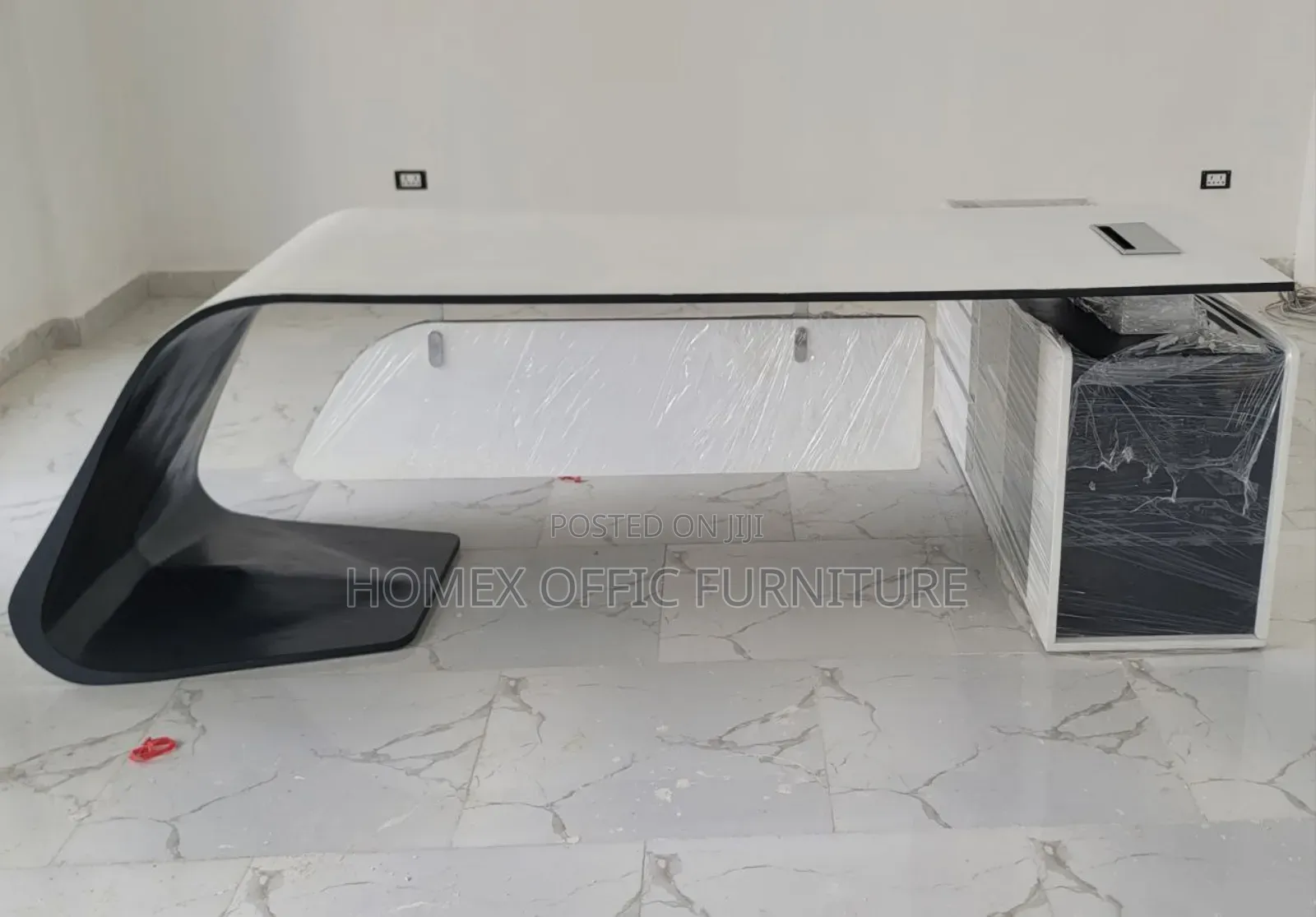 Modern Office Furniture Managerial Table