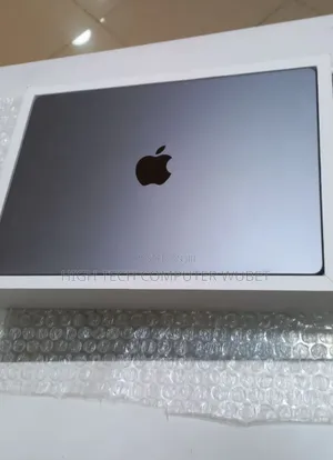 New Laptop Apple MacBook Pro 2023 M3 14-Inch 8GB Apple M3 SSD 512GB