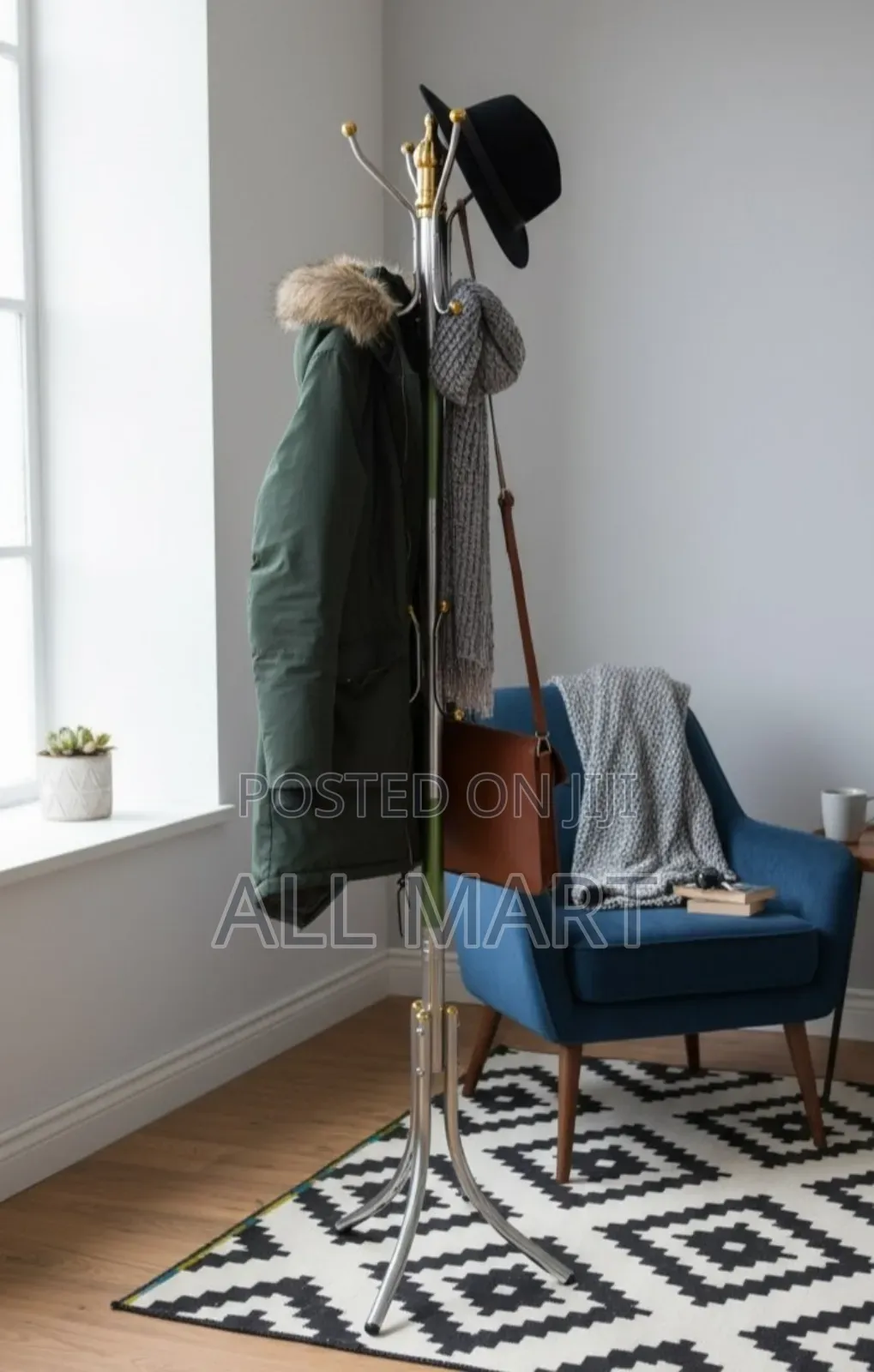 16 Hook Coat Hanging Stand