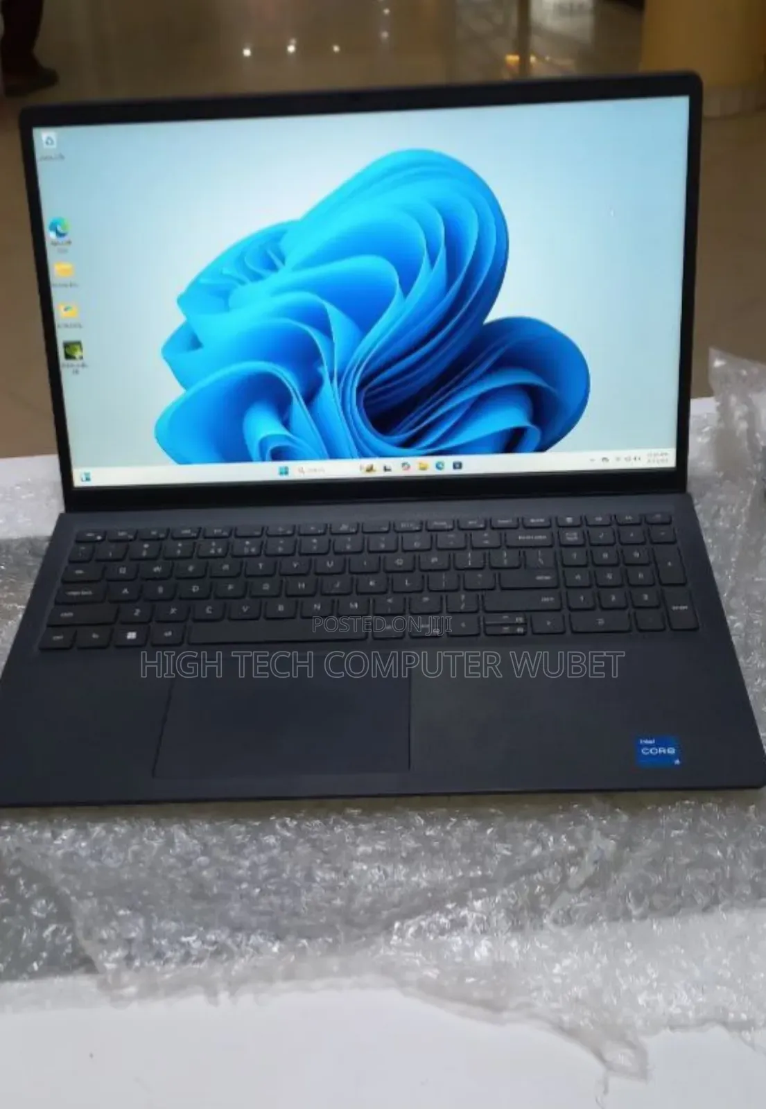 New Laptop Dell Vostro 3520 16GB Intel Core I5 SSD 512GB