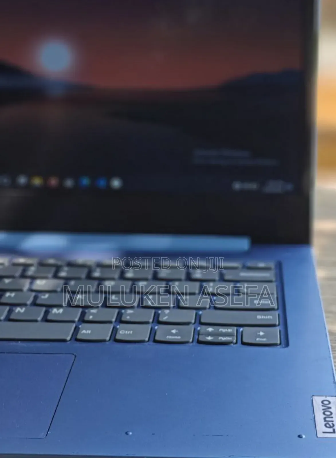 New Laptop Lenovo Ideapad 3 4GB SSD 640GB