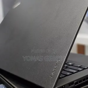 New Laptop Lenovo 8GB Intel Core I7 SSD 256GB