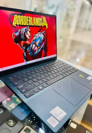 New Laptop Dell 16GB Intel Core I7 SSD 512GB