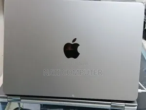 Photo - New Laptop Apple MacBook Air 2022 M2 8GB Intel Core I5 SSD 256GB